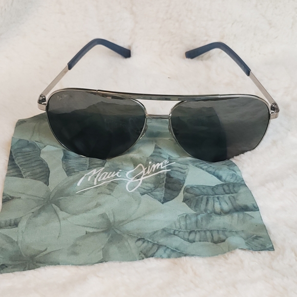 Maui Jim Other - Maui Jim Aviator Sunglasses